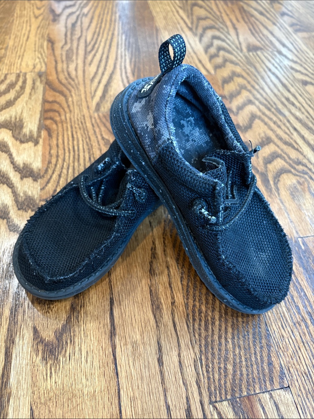 Hey Dude Kids black Wally Funk Mono lightweight shoes, size 11. Great condition